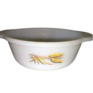 Vintage Fire King Golden Wheat‎ Milk Glass 1 Pint Casserole Dish Round Baker USA